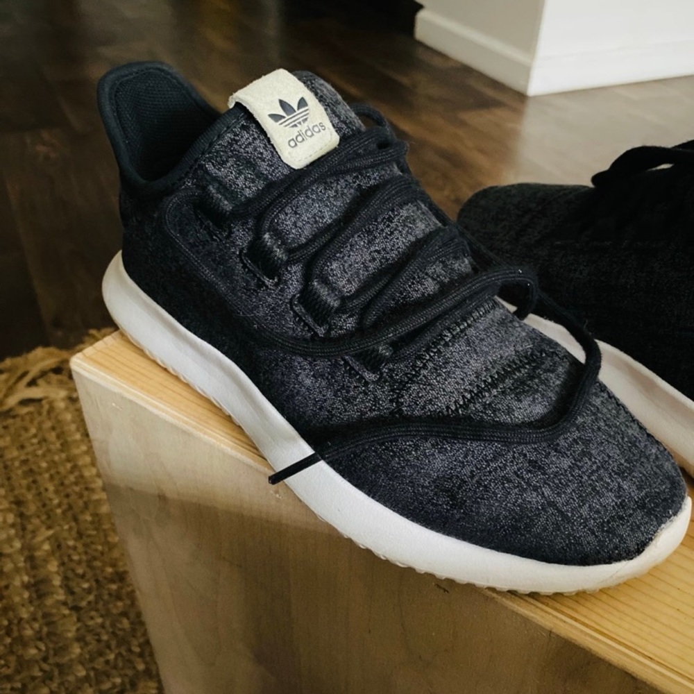 Adidas comfortable running shoes